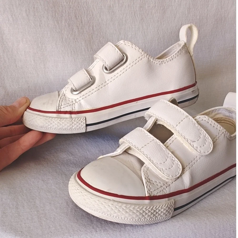 Converse Chuck Taylor All Star White Dual Strap Infant Sneakers Size 8 748653C